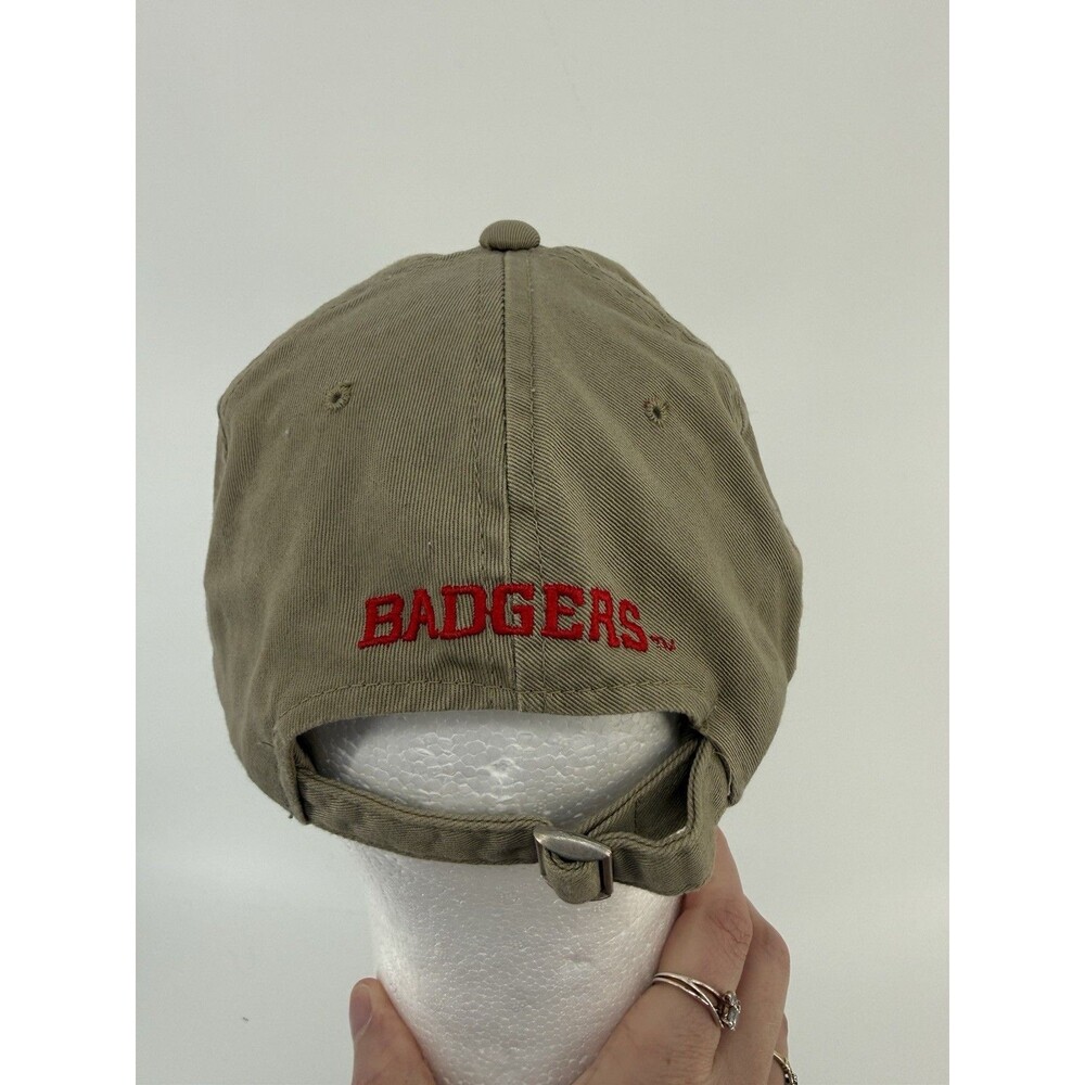 Wisconsin Badgers Hat Cap Strap Back Mens Tan Red Badge Dad Unstructured - Picture 5 of 10